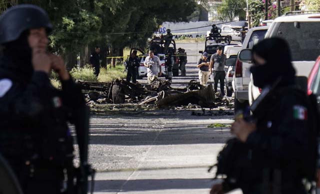 16 killed in south Mexico clashes