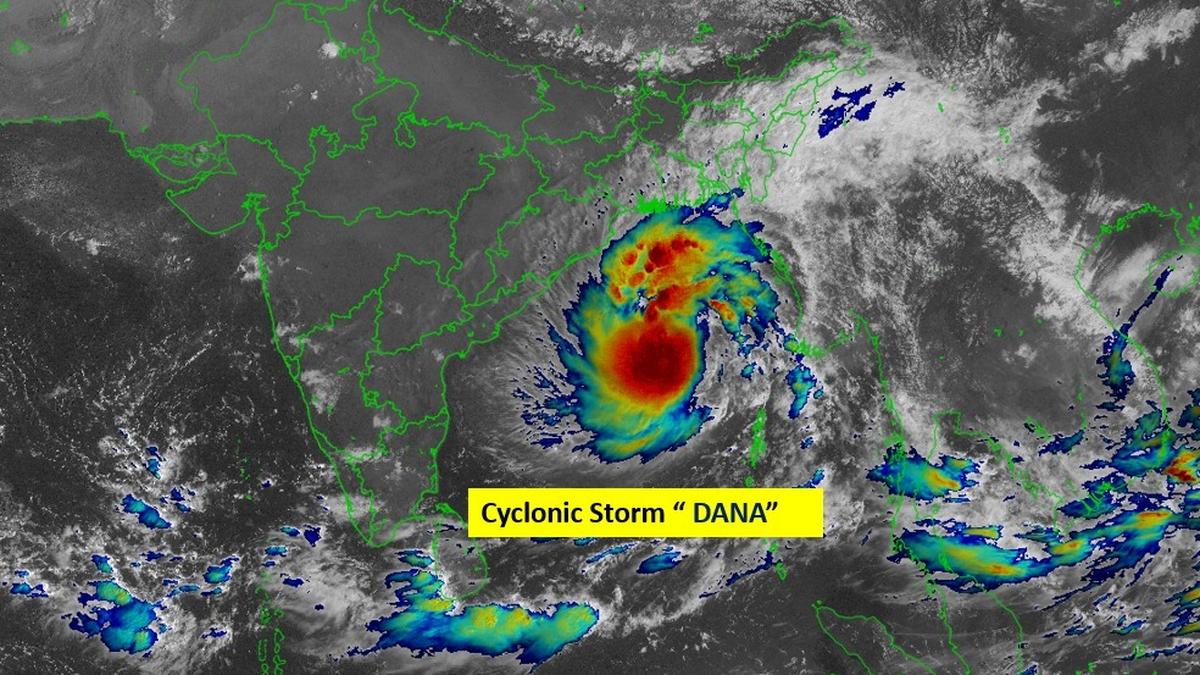 Cyclonic storm 'DANA' crosses North Odisha coast