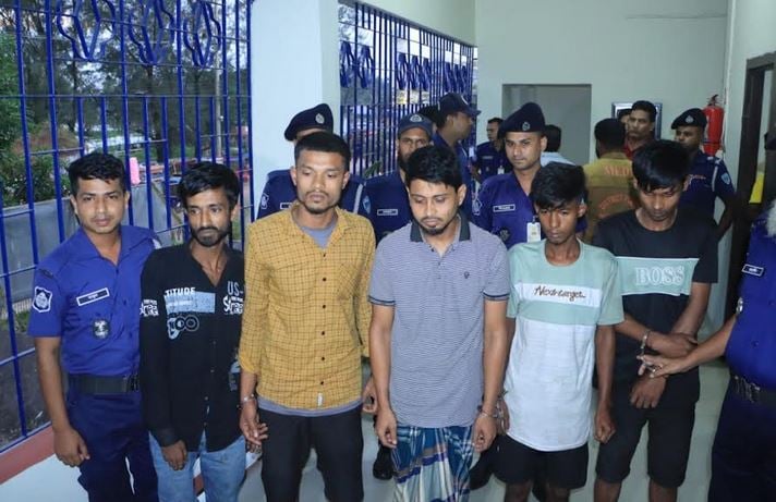 5 held with 17 local, foreign firearms in Noakhali 