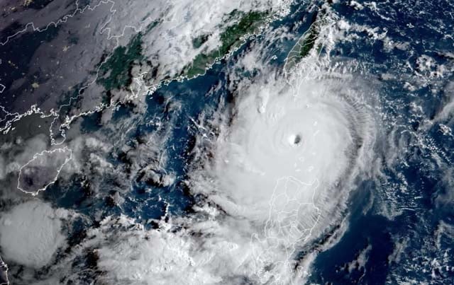 Philippines on highest alert as super typhoon approaches