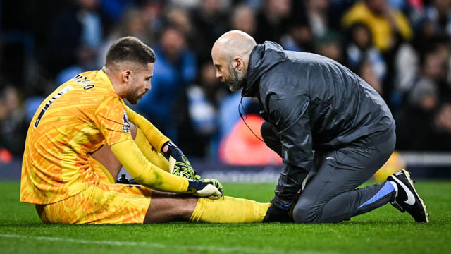 Tottenham goalkeeper Vicario has ankle surgery