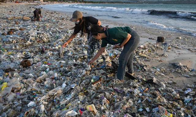 Plastic pollution talks: the key sticking points