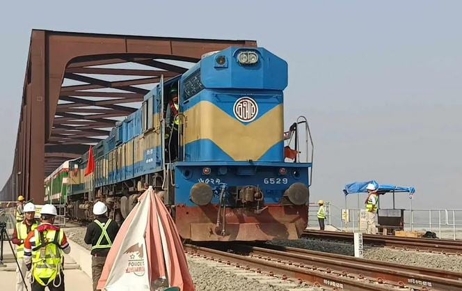 Test run of trains across Jamuna Railway Bridge conducted