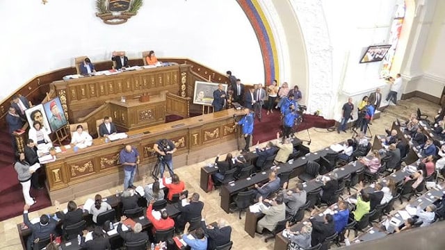 Venezuela law punishes support for sanctions with 30 years jail