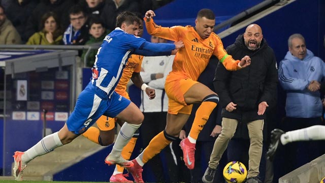 Real Madrid fall at Espanyol as Atletico cut Liga gap