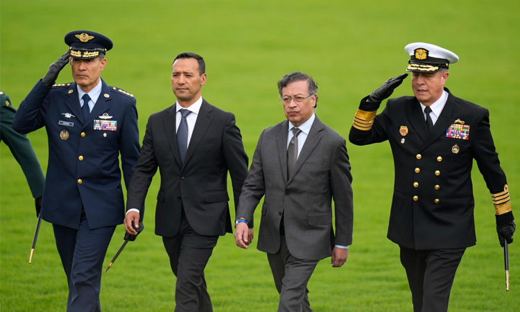 Colombia defense minister vows 'full force' against guerrillas