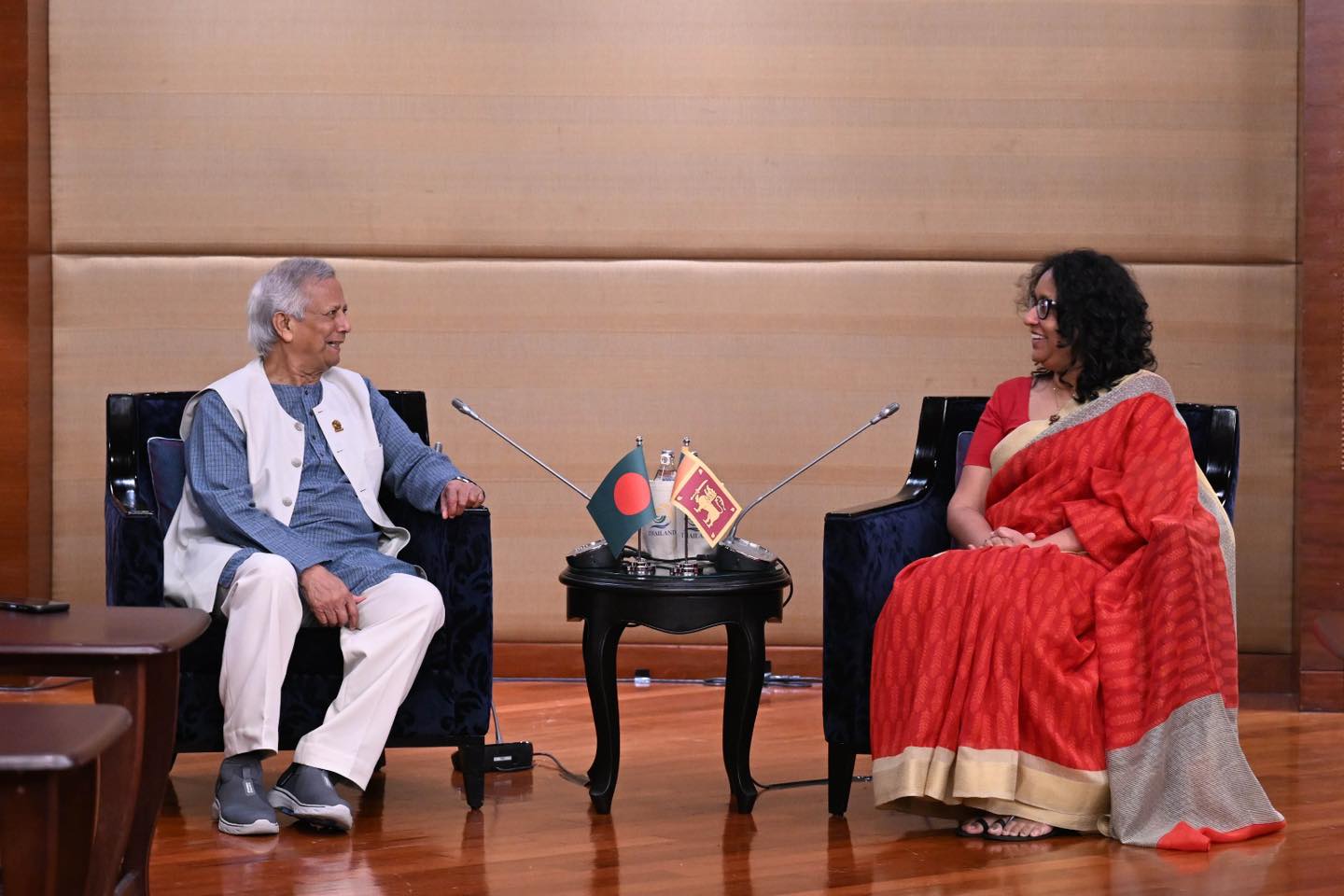 Dhaka seeks Colombo's support to bring back stolen money 
