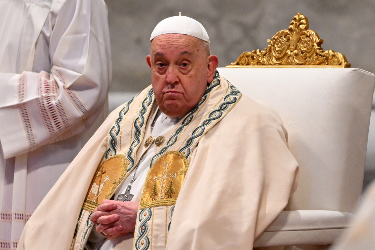 What happens after the pope dies?