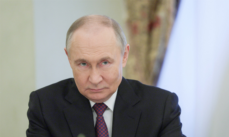 Russia's Putin proposes freezing the front line in Ukraine: FT