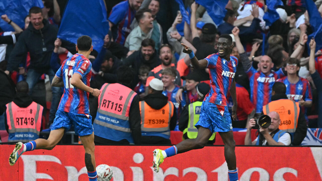 Palace sweep past Villa to reach FA Cup final