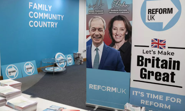 Hard-right upstarts eye big gains in local UK polls