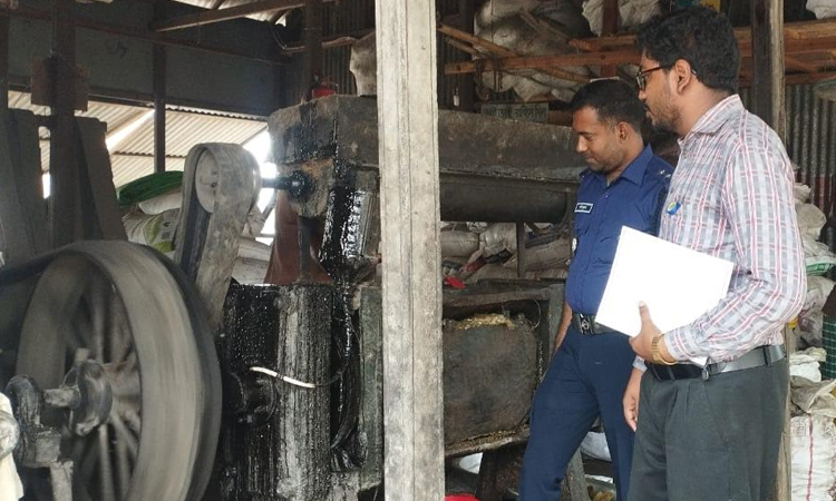 Two shops fined in Munshiganj