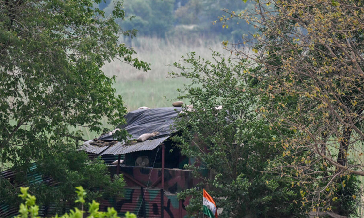 Lives on hold in India's border villages with Pakistan