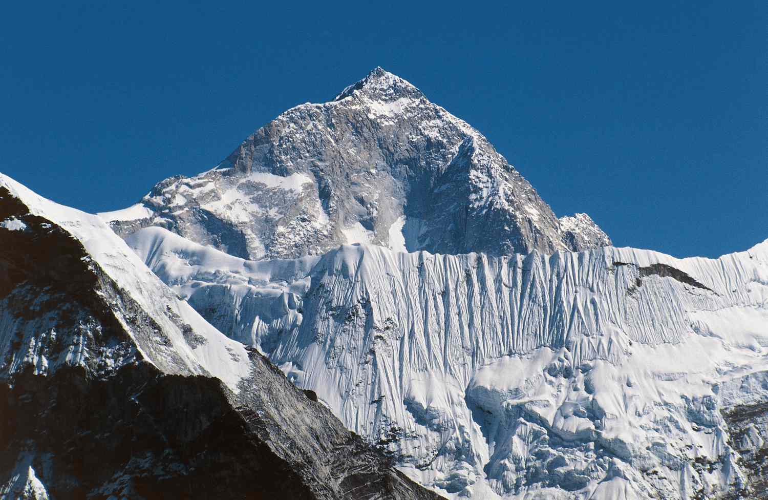 US mountain climber dies in Nepal