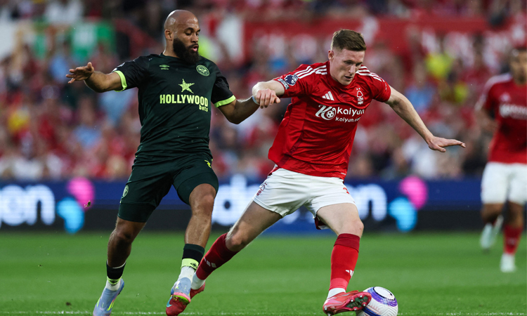 Forest's top five bid dented by Palace draw