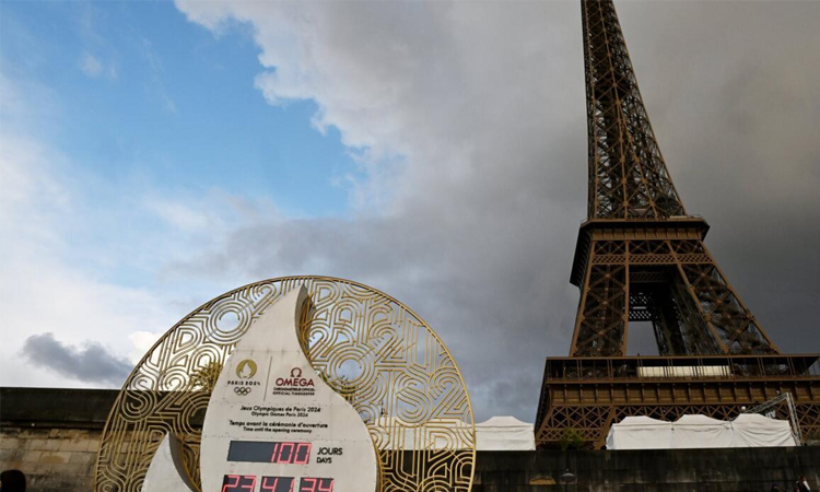 French monuments in trouble while PSG prepare for Champions League final