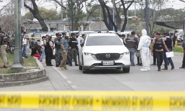 Ecuador says 11 troops killed in attack by FARC dissidents
