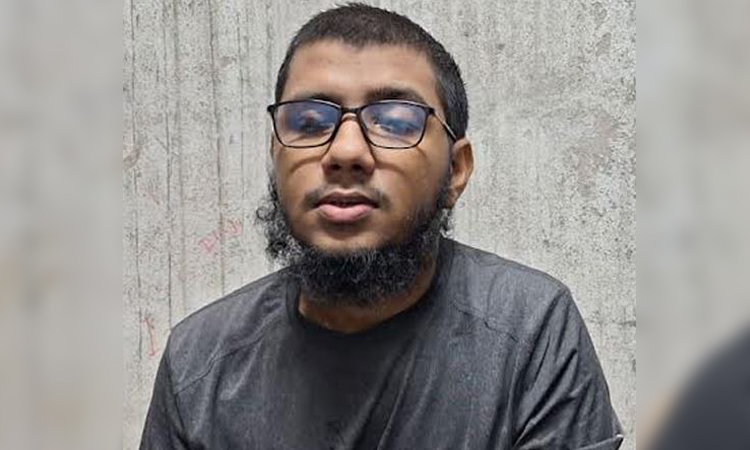 July-Uprising:  Reyad fears to lose eye sight 