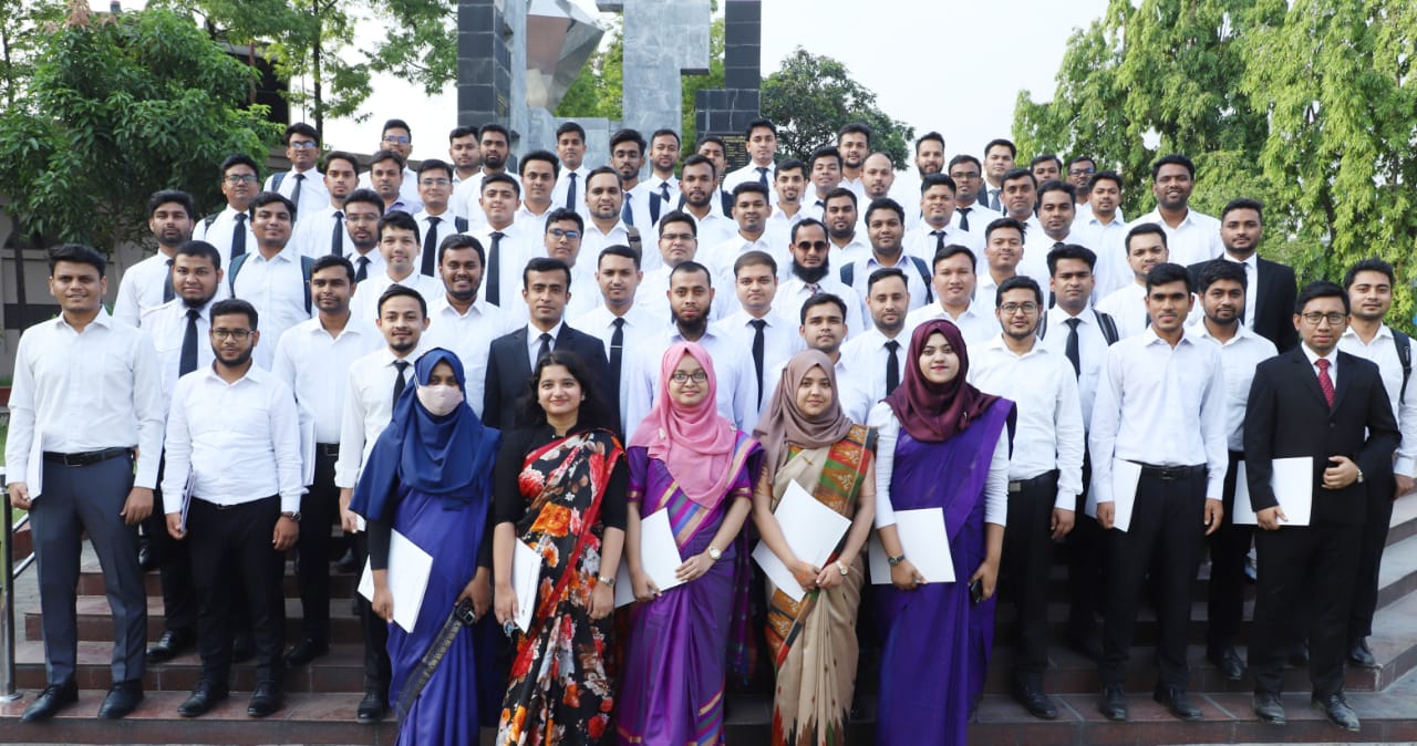 Biman appoints 82 new ground service assistants