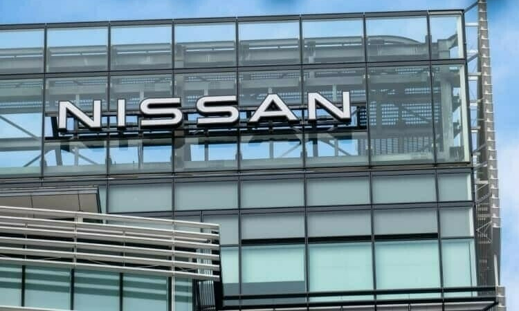 Nissan shares surge 5.5% after job cut reports