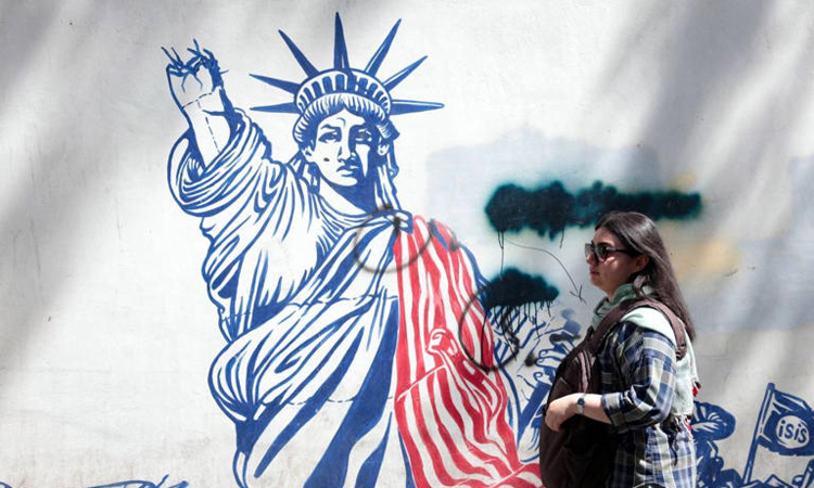 US announces new sanctions against Iran as talks proceed