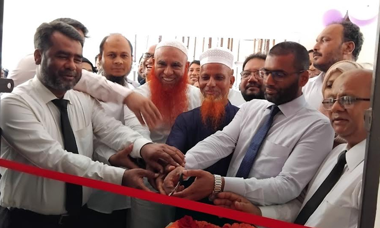 Library set up in Munshiganj jail custody
