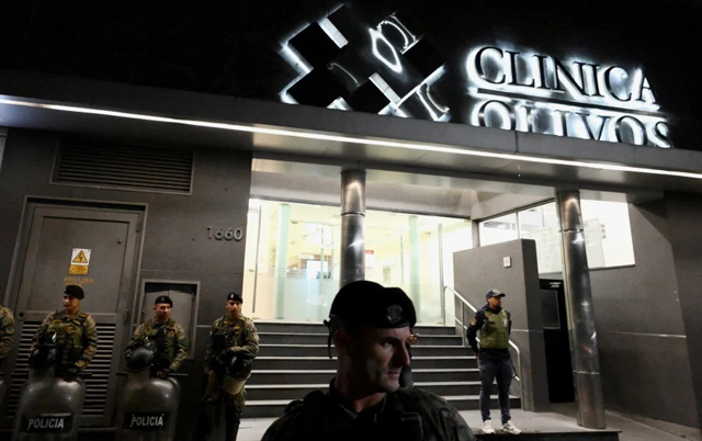 Argentine police move to raid medical company in charge of Maradona care