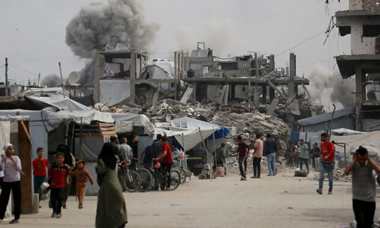 Gaza civil defence says toll from Israeli strikes Thursday up to 82