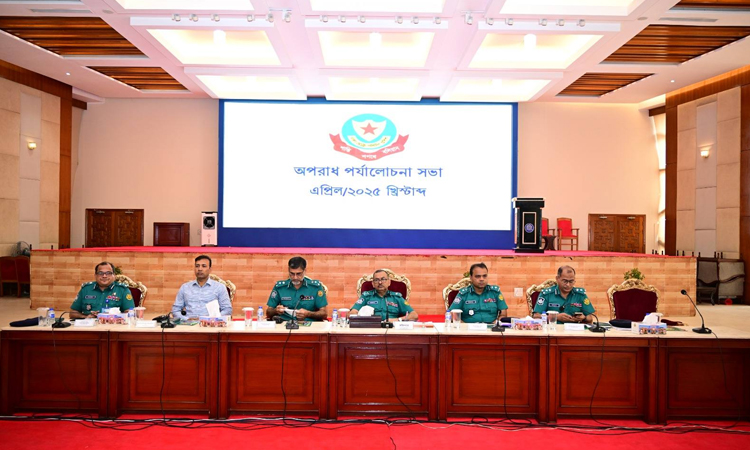 Shahbagh Thana team awarded over quick mystery unearth in Shammo murder   
