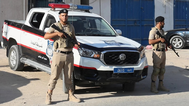 Police officer killed in 'assault' on Libyan govt building