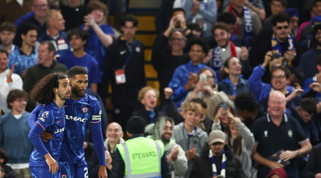 Cucurella steers Chelsea towards the Champions League in Man Utd win