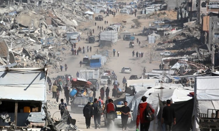 Gaza rescuers say 10 killed as Israel announces new operation