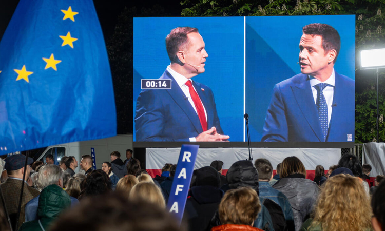 Poland votes in tight election as Europe watches