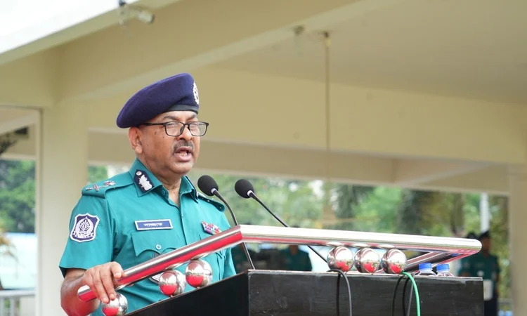 Win people's hearts through rendering desired services: DMP Comr 