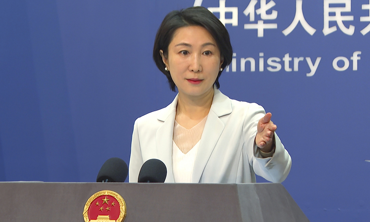 China says backs direct talks between Russia, Ukraine on ending war