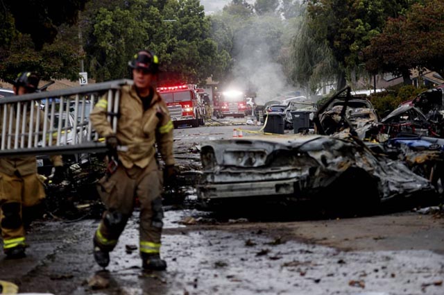 Several dead in fiery plane crash on California neighborhood