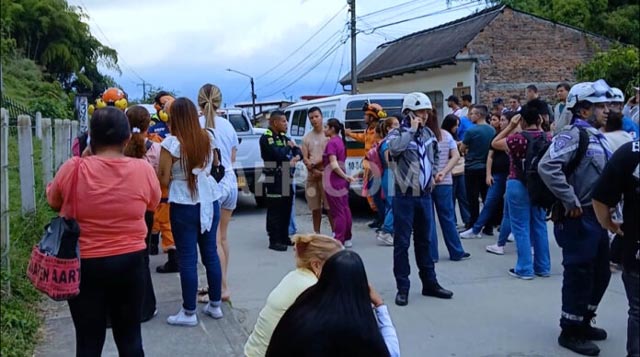 10 dead in Colombia university outing bus accident