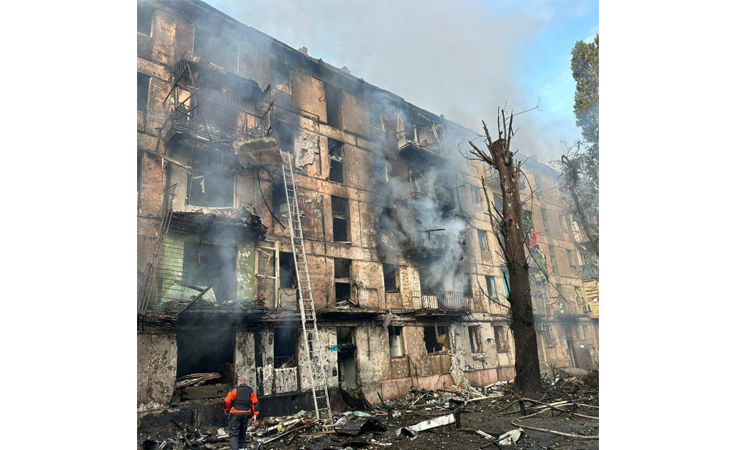 Russian strikes kill 3 in Kyiv region: Ukrainian official