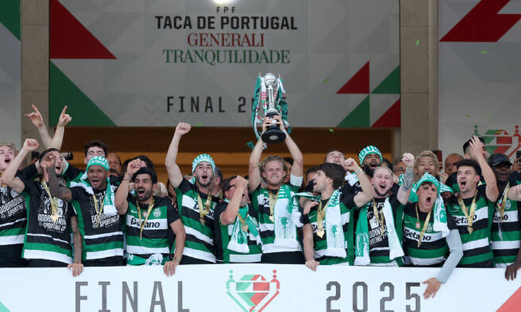 Sporting beat Benfica in cup final to complete double
