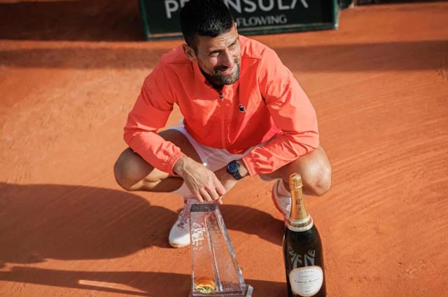 'Confident' Djokovic kicks off Slam record attempt at French Open