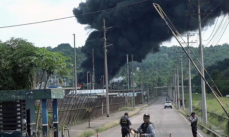 Fire halts production at Ecuador's biggest oil refinery