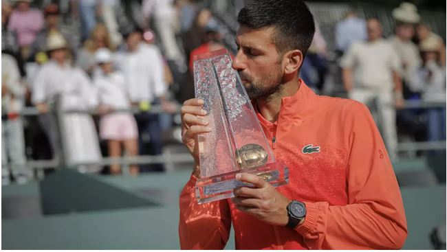 Djokovic kicks off record attempt, Gauff, Andreeva through at French Open