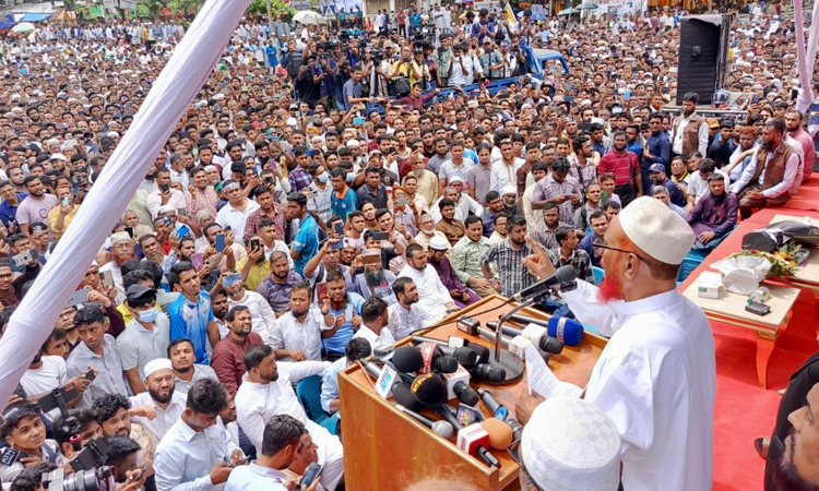 Jamaat leader ATM Azhar receives brief reception in capital