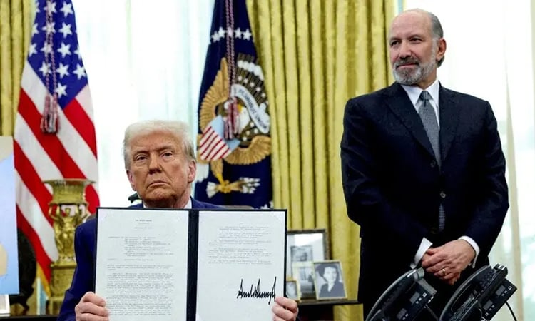 EU says 'fully invested' in Trump trade talks after US court ruling