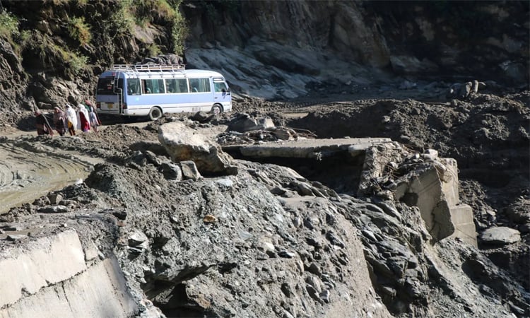 Rain, storms in Pakistan kill 32 in a week