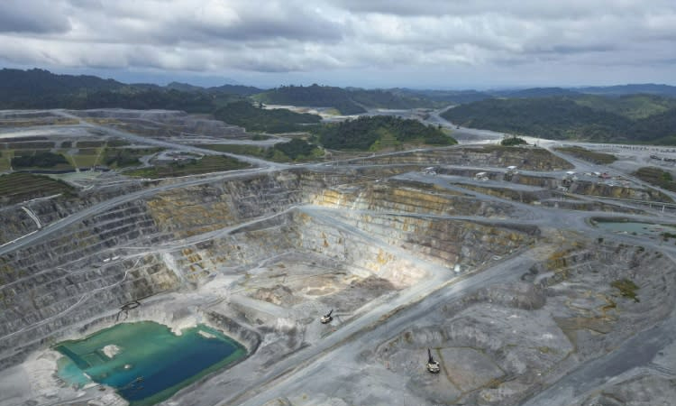 Panama launches maintenance work at contested mine