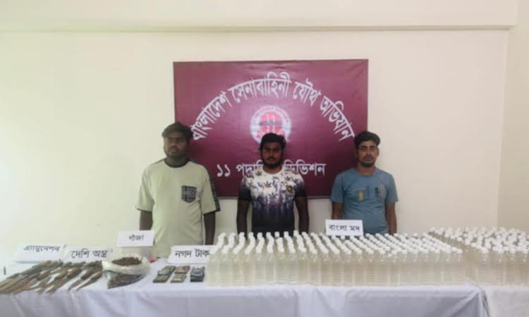 Army detains 4 drug peddlers, recovers live bullet