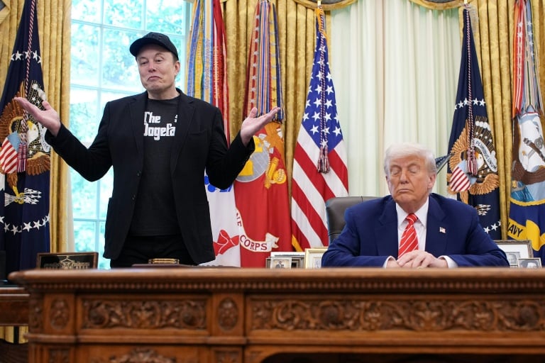 Asian markets wobble as Trump-Xi talks offset by Musk row