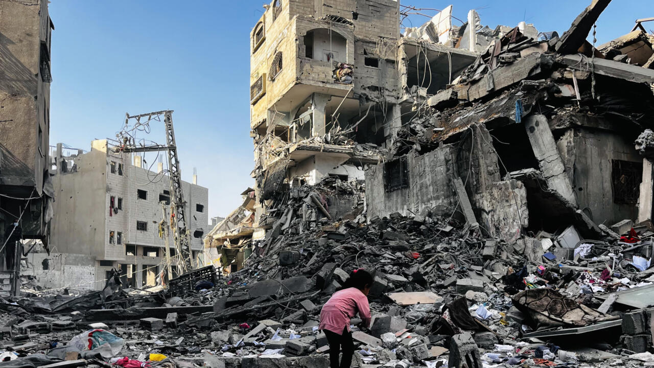 Gaza rescuers say 10 killed in Israeli attacks
