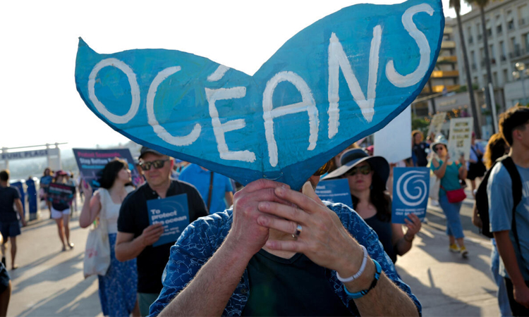 UN summit to tackle 'emergency' in world's oceans